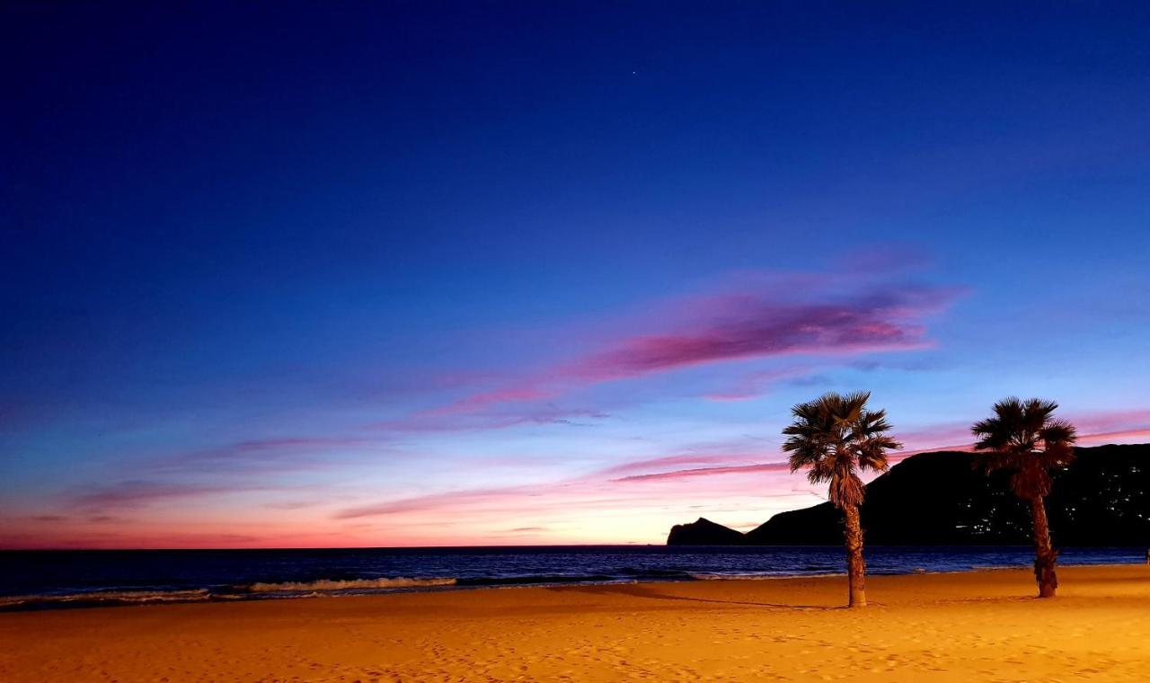 By The Beach กัลเป ภายนอก รูปภาพ