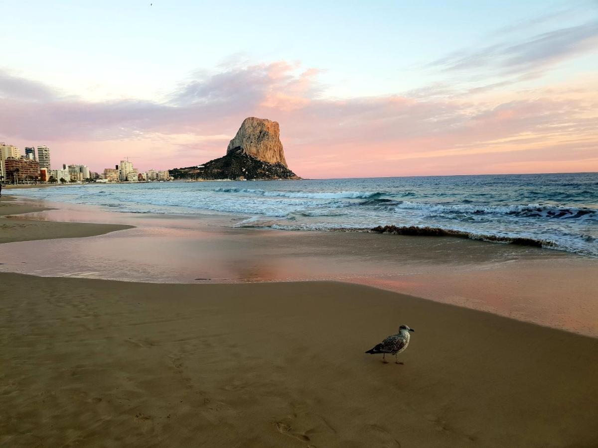 By The Beach กัลเป ภายนอก รูปภาพ
